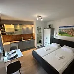 Apartment Rafael